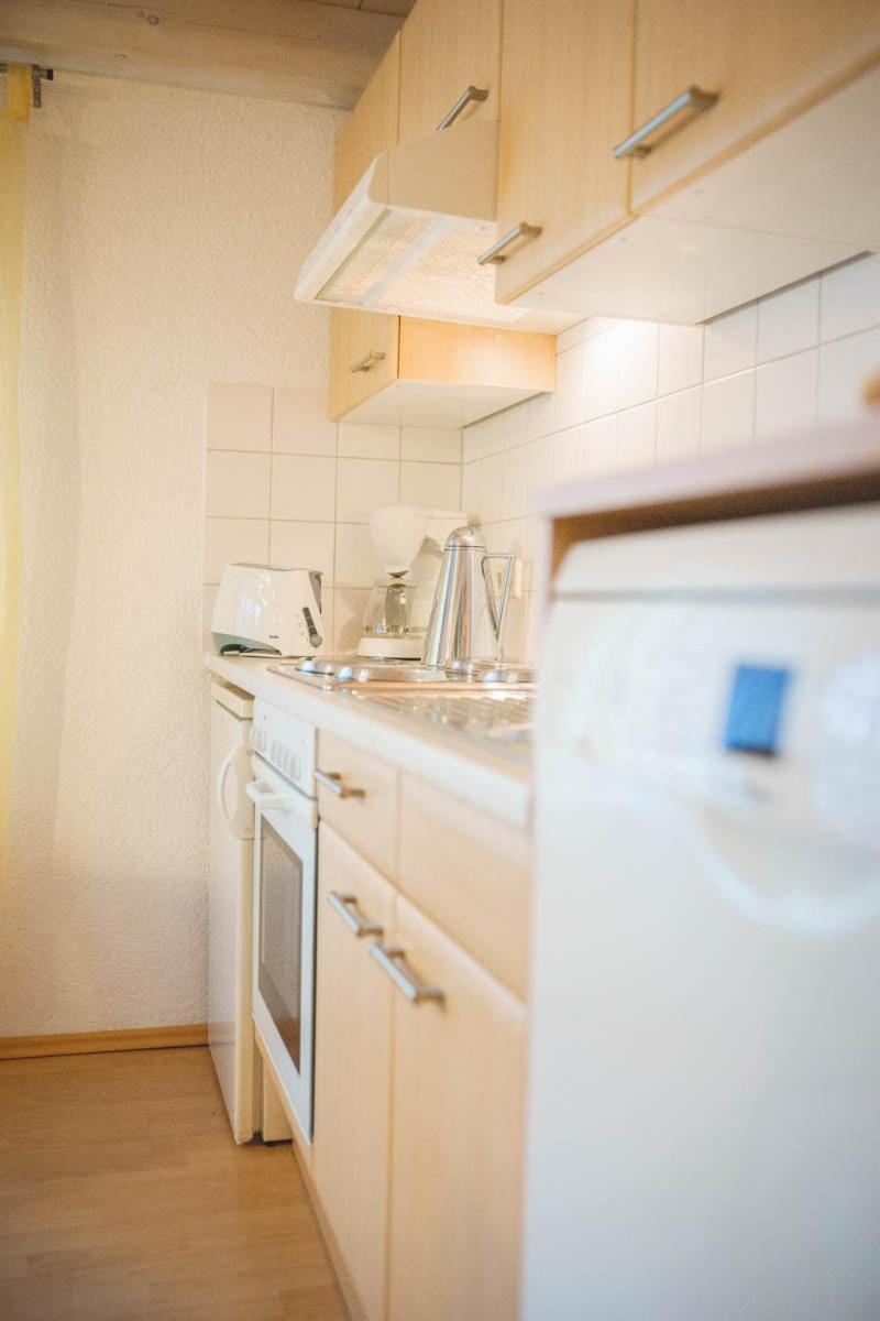 Gaestehaus Maeder Am Hafen Uhldingen-Muehlhofen Room photo