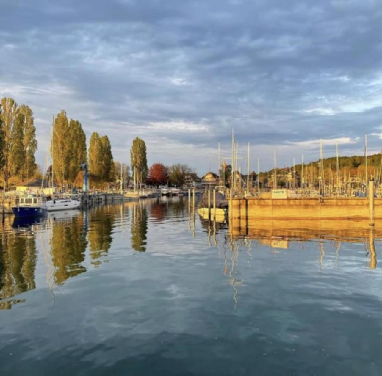 Gaestehaus Maeder Am Hafen Uhldingen-Muehlhofen Exterior photo